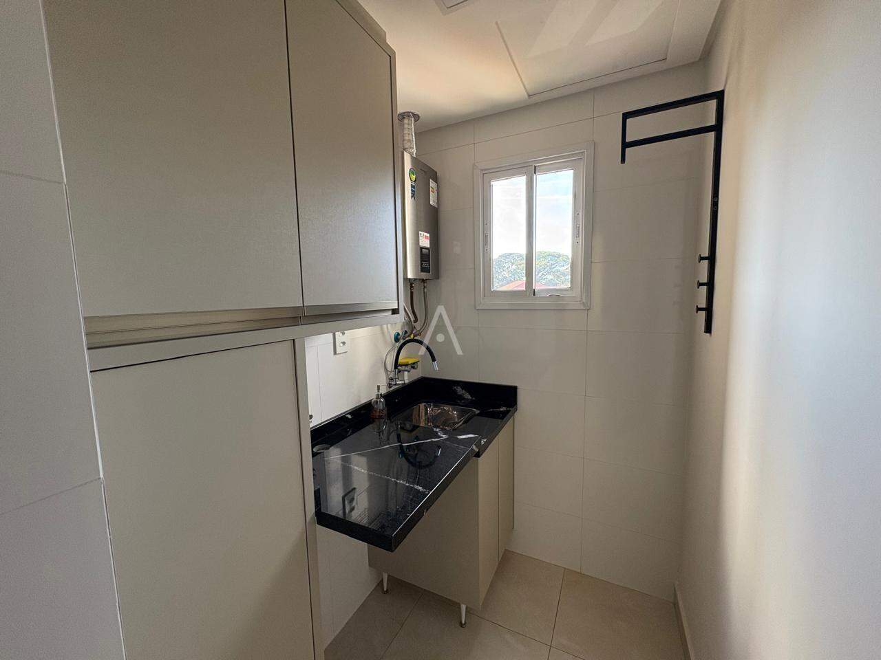 Apartamento para para aluguel no Bairro COUNTRY em CASCAVEL: área de serviço