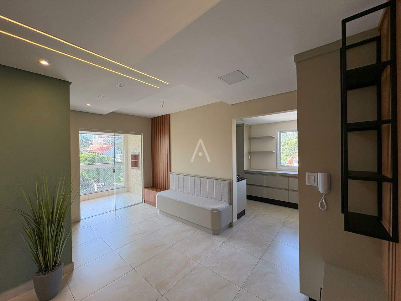 Apartamento para para aluguel no Bairro COUNTRY em CASCAVEL: 