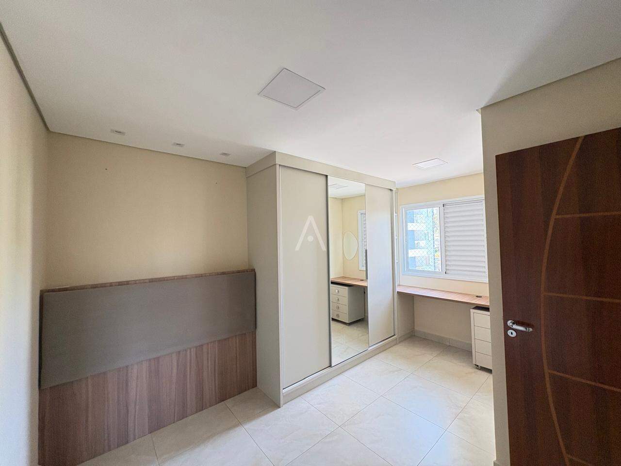 Apartamento para para aluguel no Bairro COUNTRY em CASCAVEL: Suíte