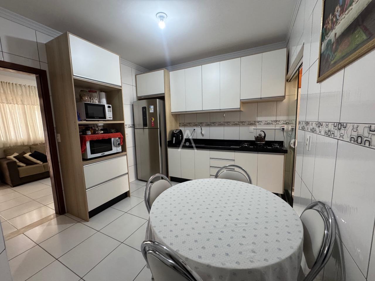 Casa Residencial para para aluguel no Bairro ESMERALDA em CASCAVEL: 