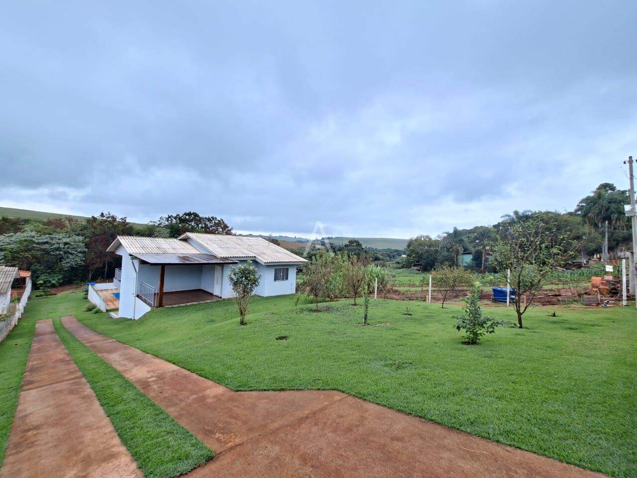 Casa Residencial para para aluguel no Bairro Área rural em CASCAVEL: 