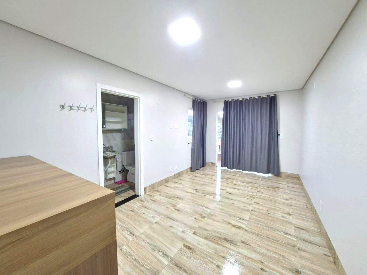 Casa Residencial para para aluguel no Bairro Área rural em CASCAVEL: 