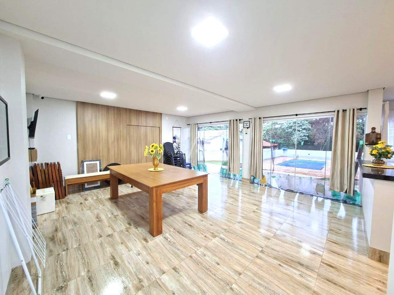 Casa Residencial para para aluguel no Bairro Área rural em CASCAVEL: 