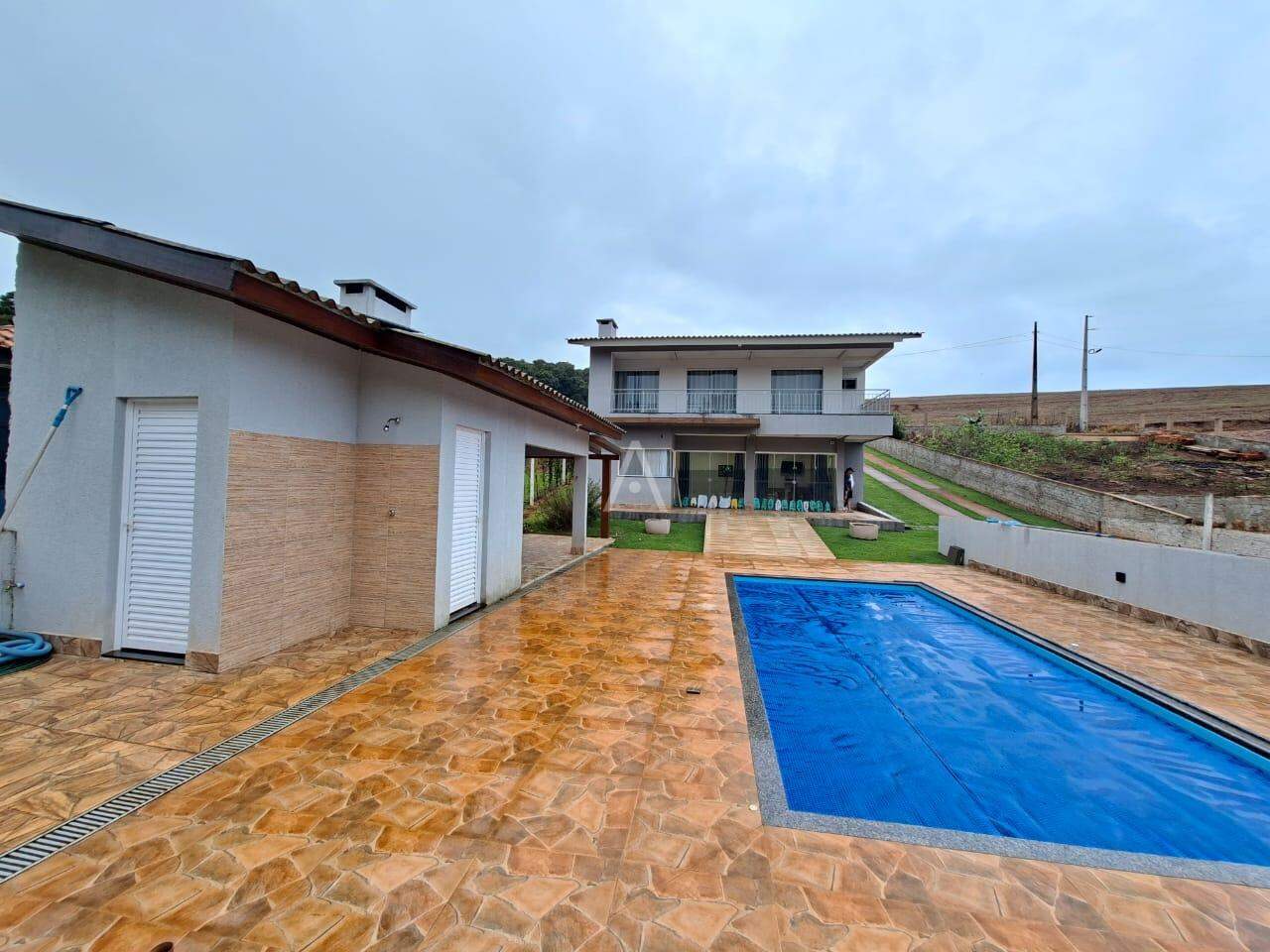 Casa Residencial para para aluguel no Bairro Área rural em CASCAVEL: 