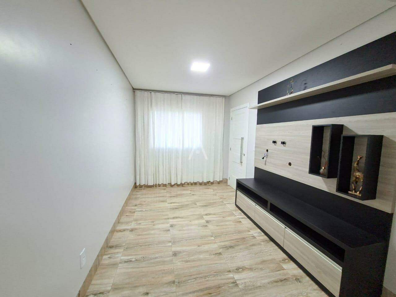 Casa Residencial para para aluguel no Bairro Área rural em CASCAVEL: 
