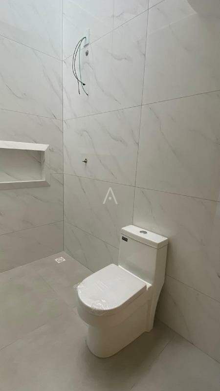 Casa Residencial para à venda no Bairro VILA BECKER em TOLEDO: 