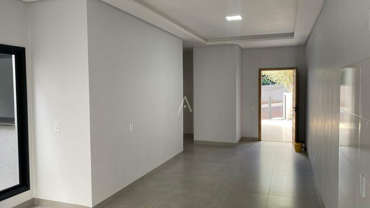 Casa Residencial para à venda no Bairro VILA BECKER em TOLEDO: 