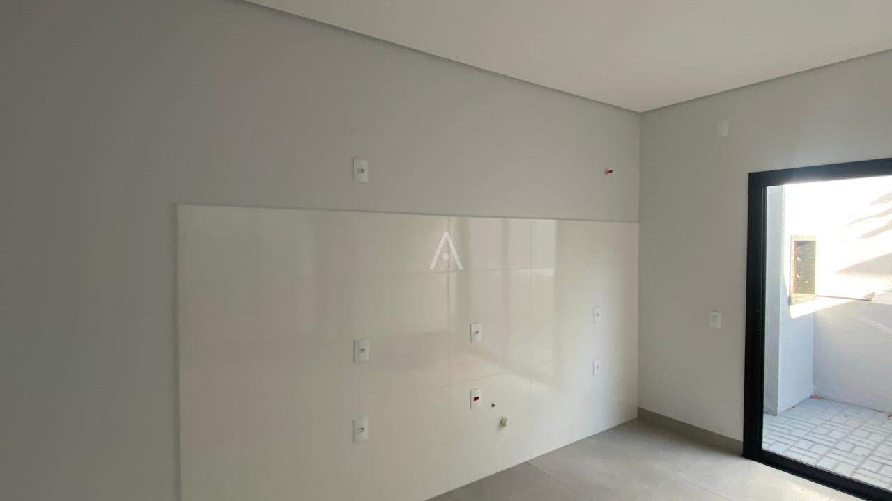 Casa Residencial para à venda no Bairro VILA BECKER em TOLEDO: 