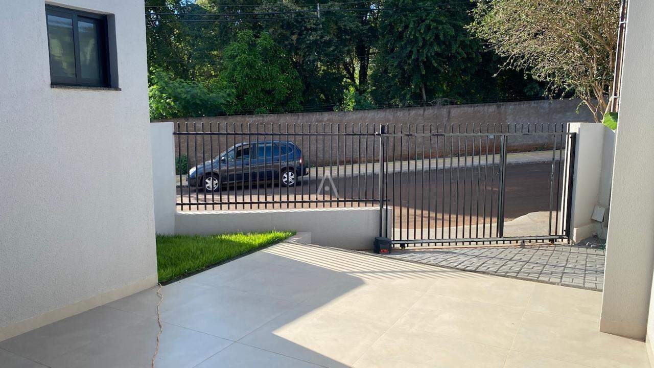 Casa Residencial para à venda no Bairro VILA BECKER em TOLEDO: 
