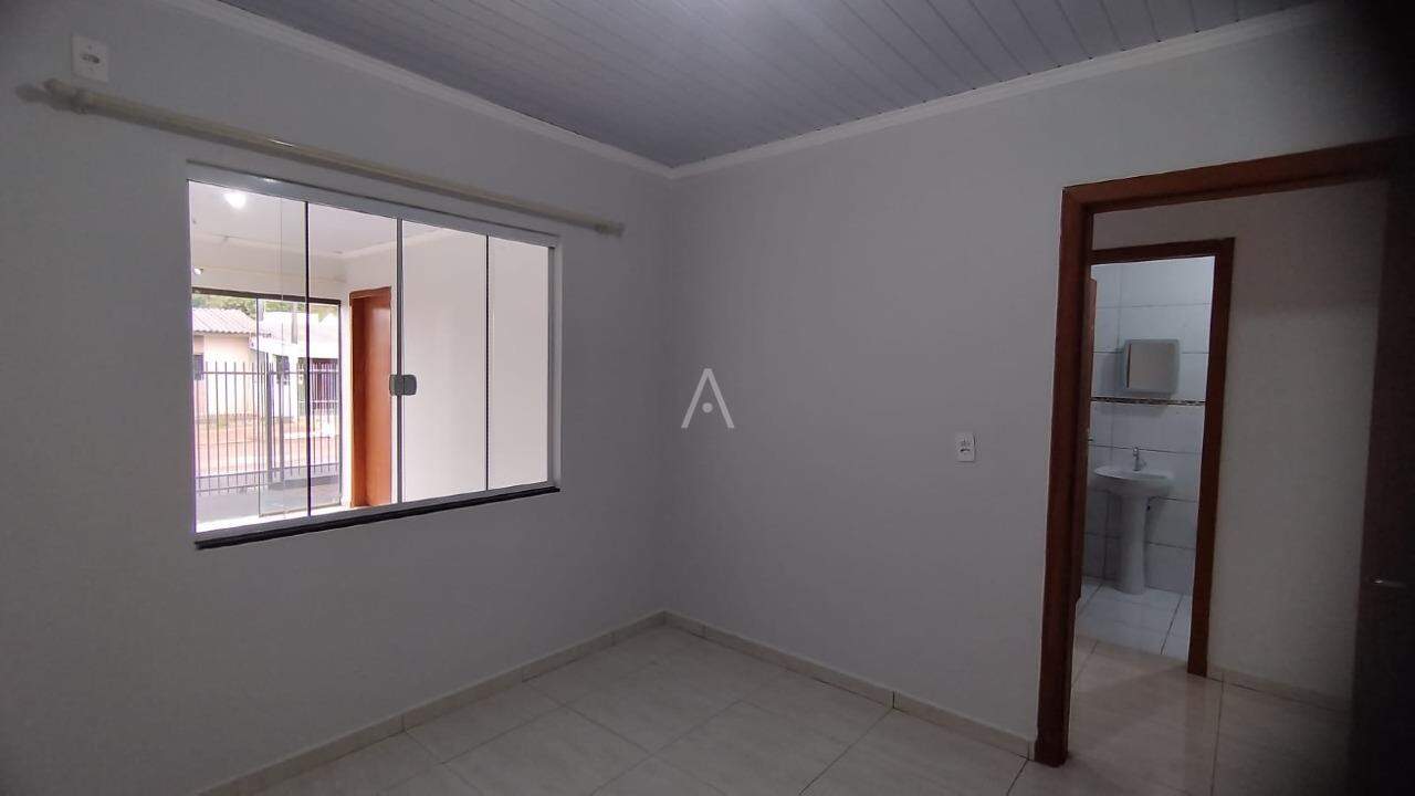 Casa Residencial para à venda no Bairro JARDIM COOPAGRO em TOLEDO: