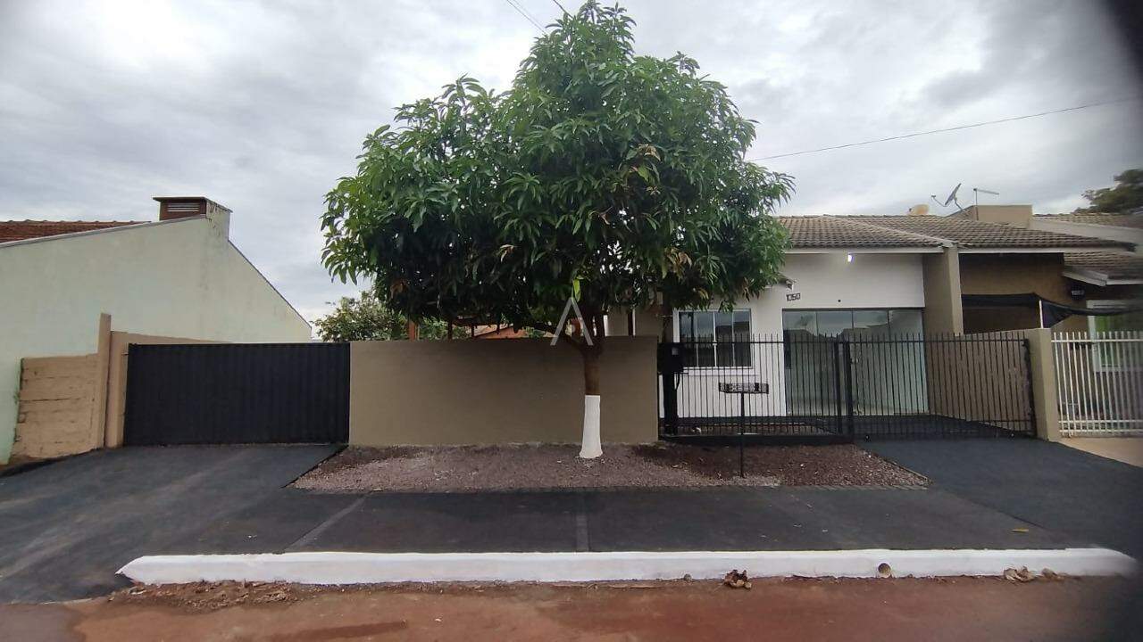Casa Residencial para à venda no Bairro JARDIM COOPAGRO em TOLEDO: 