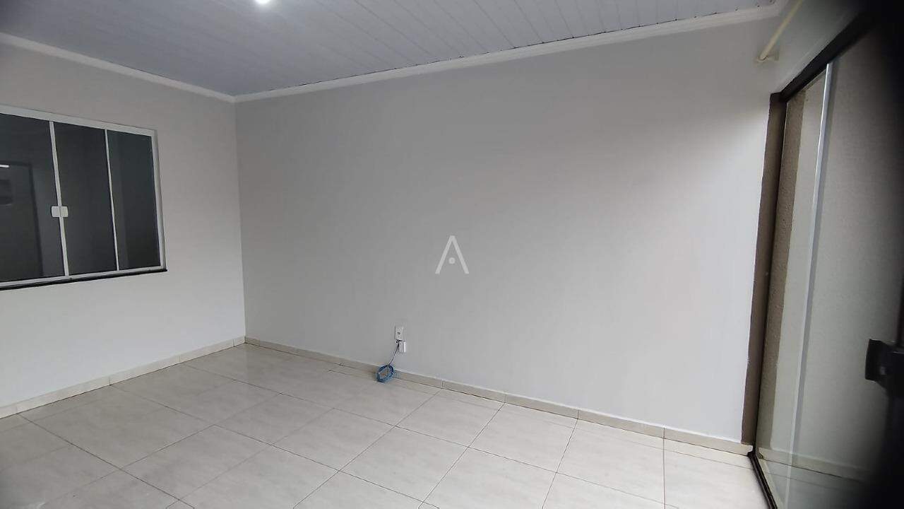 Casa Residencial para à venda no Bairro JARDIM COOPAGRO em TOLEDO: