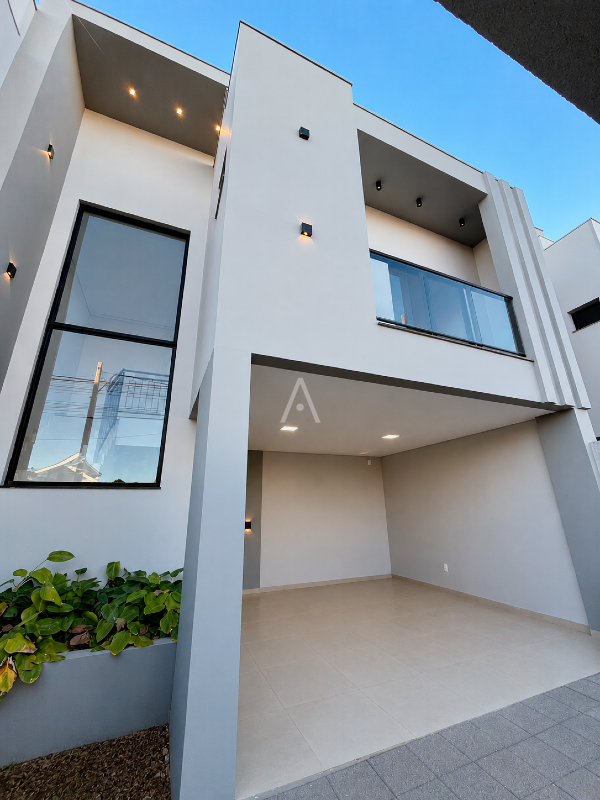 Casa Residencial para para aluguel no Bairro JARDIM GISELA em TOLEDO: 