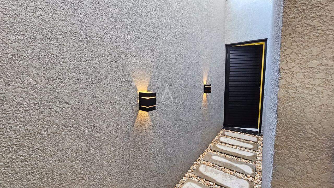 Sobrado para à venda no Bairro RECANTO TROPICAL em CASCAVEL: 