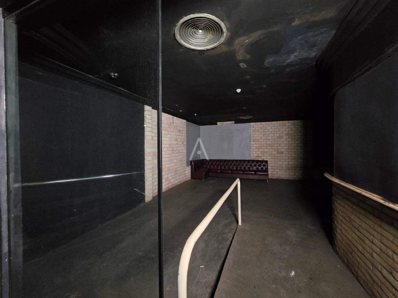 Sala Comercial para para aluguel no Bairro CENTRO em TOLEDO: SUBSOLO