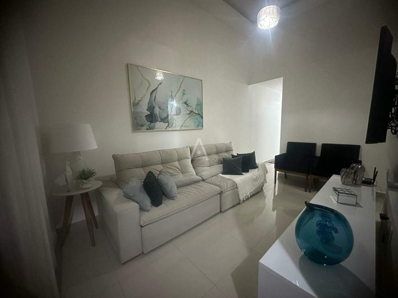 Casa Residencial para à venda no Bairro JARDIM VEREDAS em CASCAVEL: 