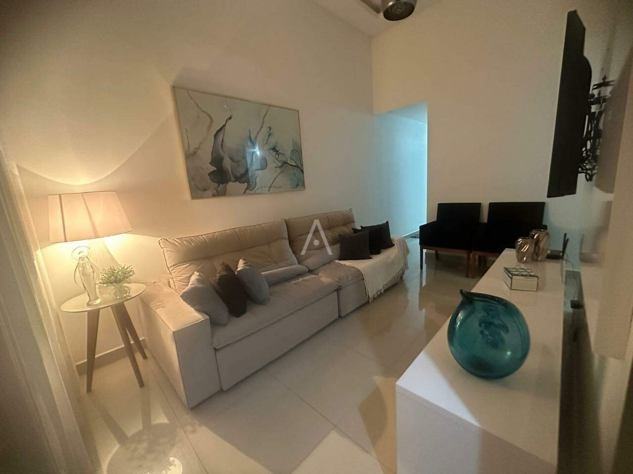 Casa Residencial para à venda no Bairro JARDIM VEREDAS em CASCAVEL: 