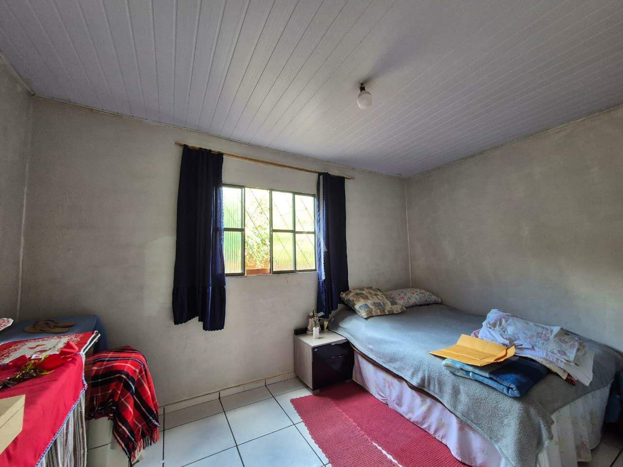 Casa Residencial para à venda no Bairro FLORESTA em CASCAVEL: 