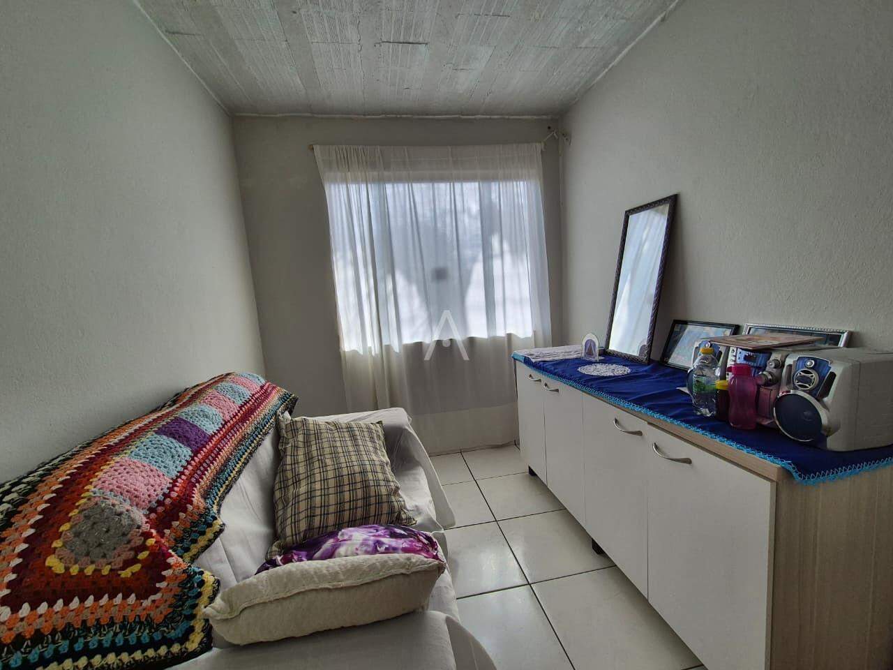 Casa Residencial para à venda no Bairro FLORESTA em CASCAVEL: 