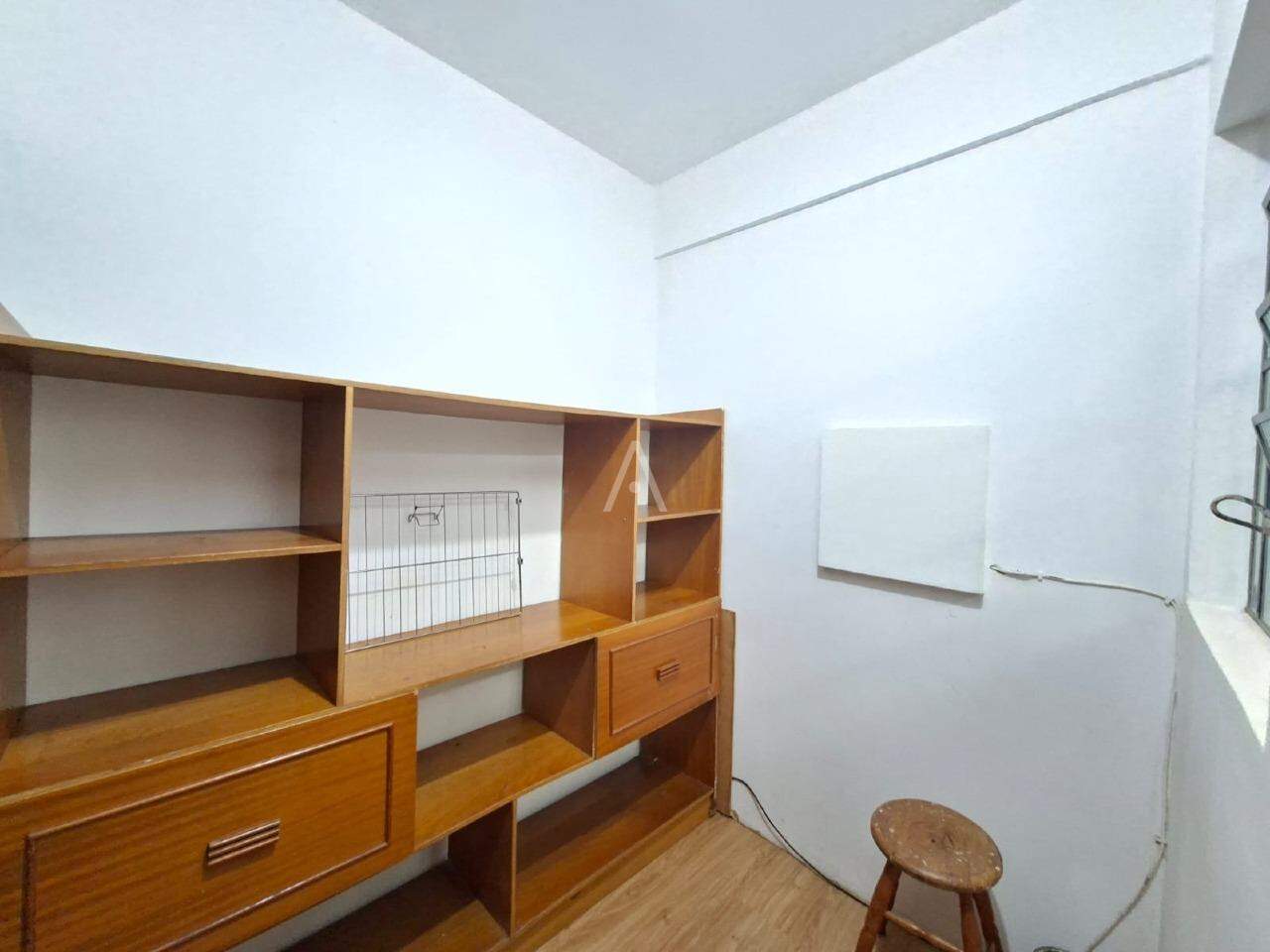 Apartamento para para aluguel no Bairro COQUEIRAL em CASCAVEL: dependencia de empregada