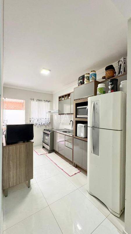 Casa Residencial para à venda no Bairro FLORAIS DO PARANA em CASCAVEL: 