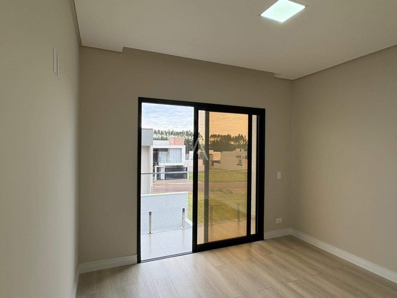 Casa Residencial para à venda no Bairro TROPICAL III em CASCAVEL: 