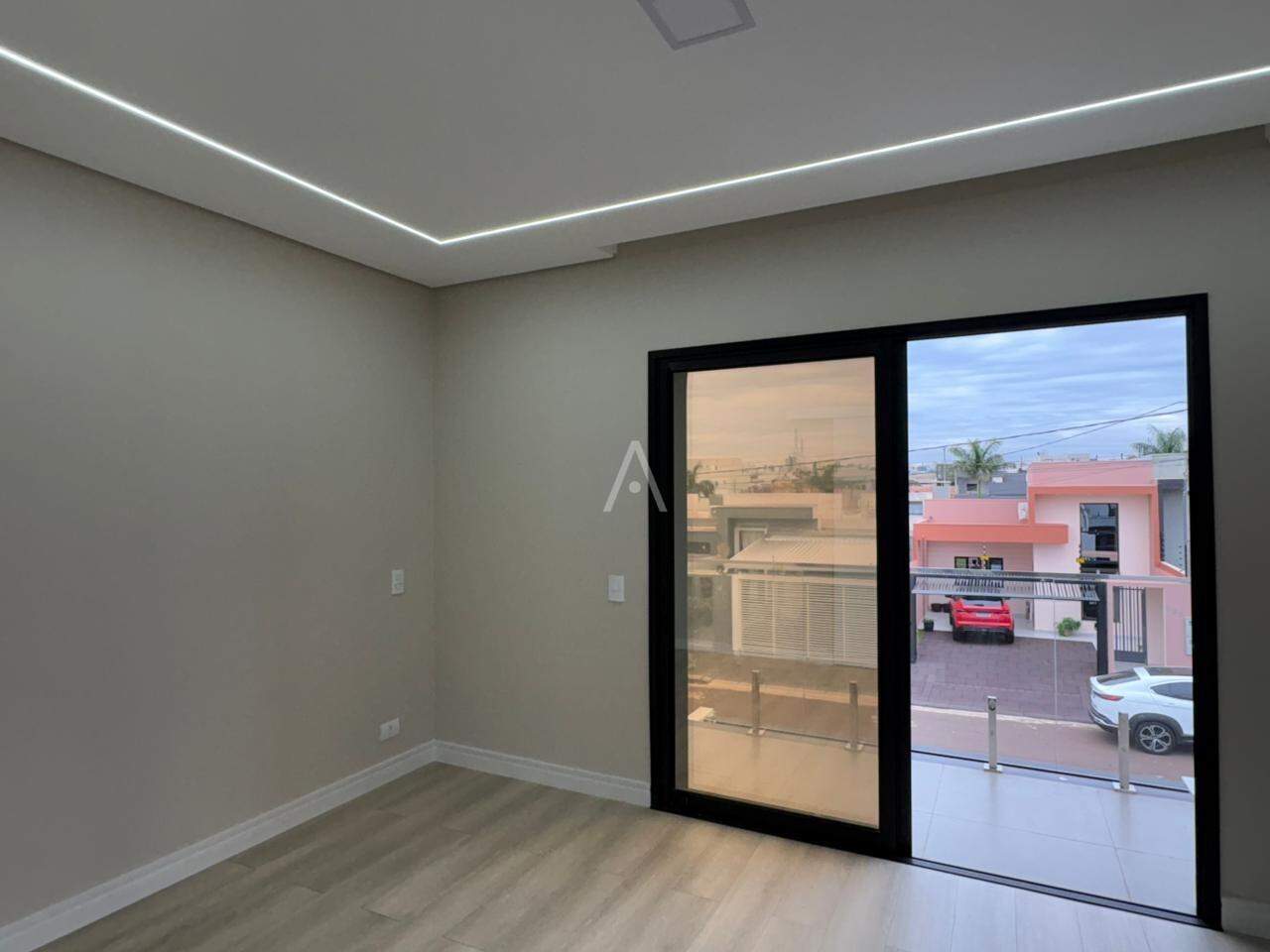 Casa Residencial para à venda no Bairro TROPICAL III em CASCAVEL: 
