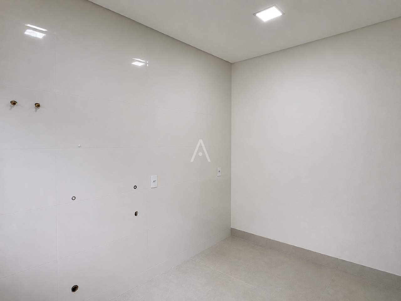 Casa Residencial para à venda no Bairro TROPICAL III em CASCAVEL: 