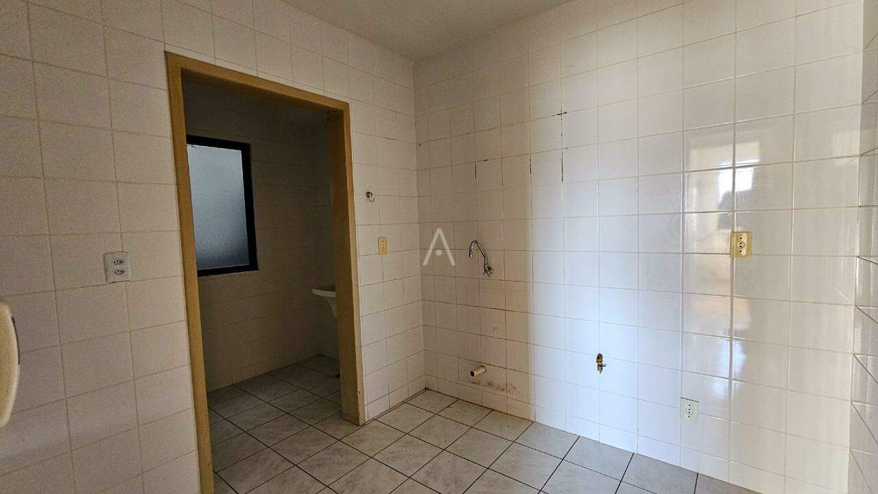 Apartamento para à venda no Bairro CANCELLI em CASCAVEL: