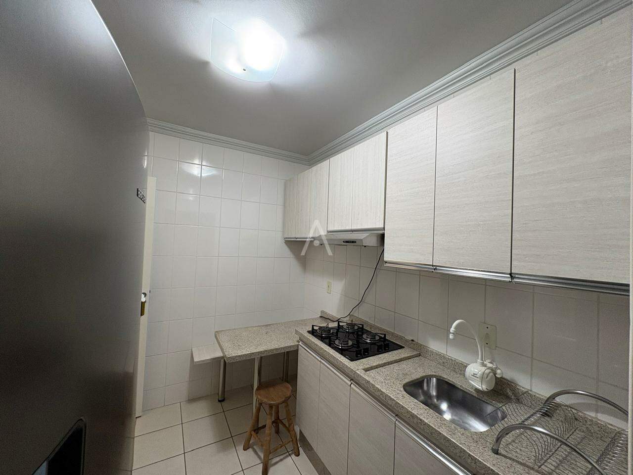 Apartamento para para aluguel no Bairro COUNTRY em CASCAVEL: Cozinha