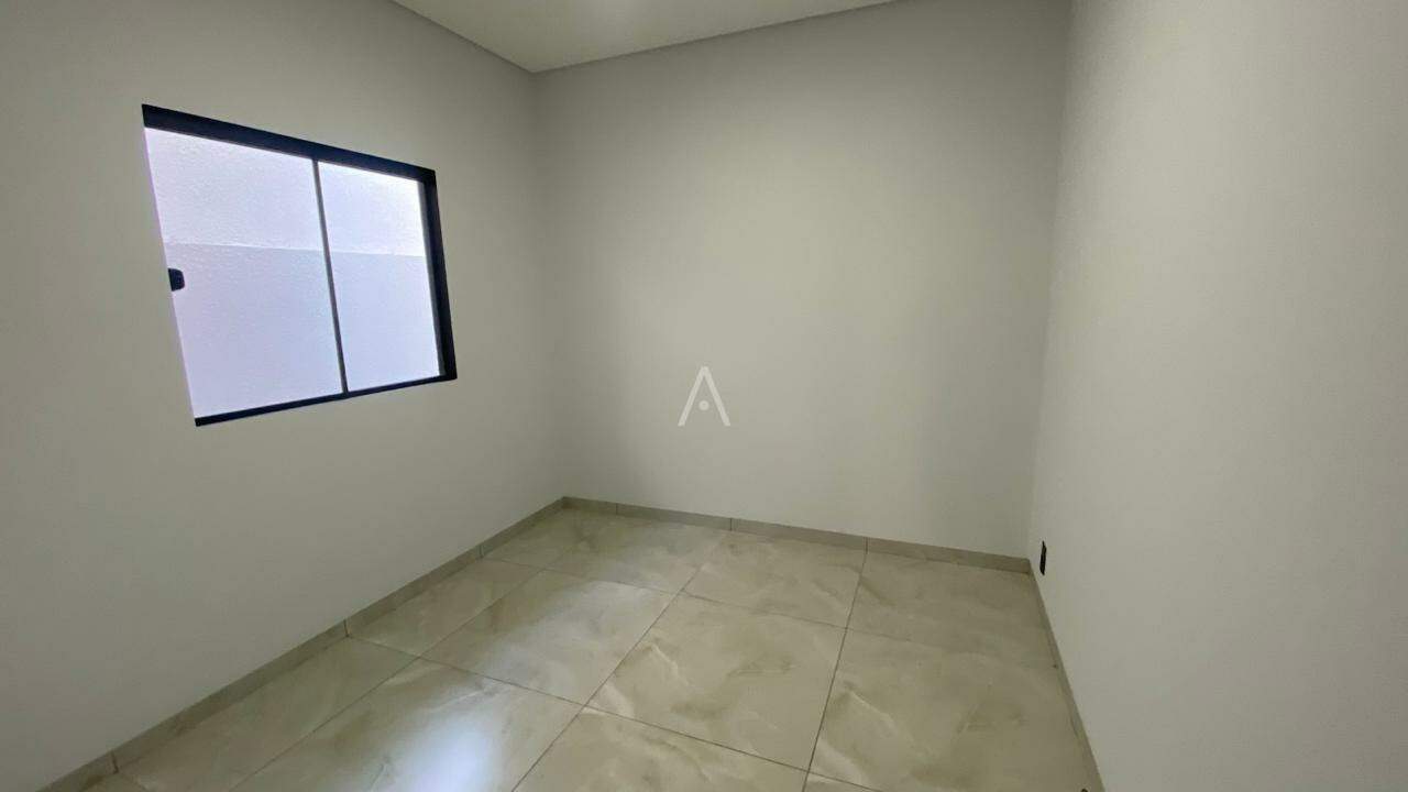 Casa Residencial para à venda no Bairro PINHEIRINHO em TOLEDO: 