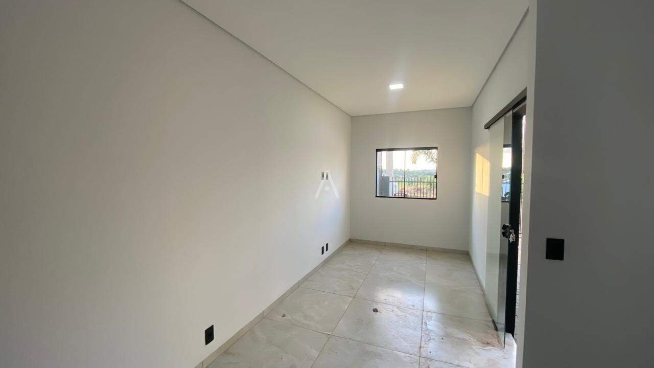 Casa Residencial para à venda no Bairro PINHEIRINHO em TOLEDO: 