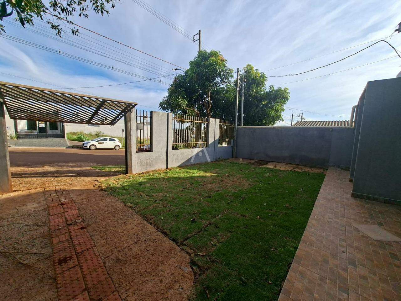 Casa Residencial para para aluguel no Bairro MORUMBI em CASCAVEL: 