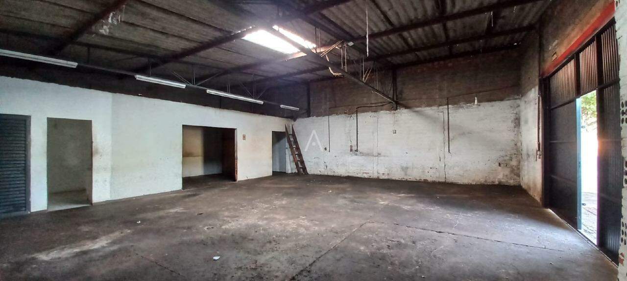 Barracão Comercial para para aluguel no Bairro SANTA FELICIDADE em CASCAVEL: 