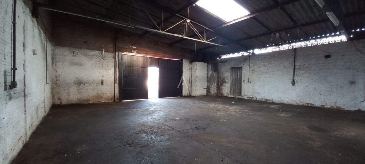 Barracão Comercial para para aluguel no Bairro SANTA FELICIDADE em CASCAVEL: 