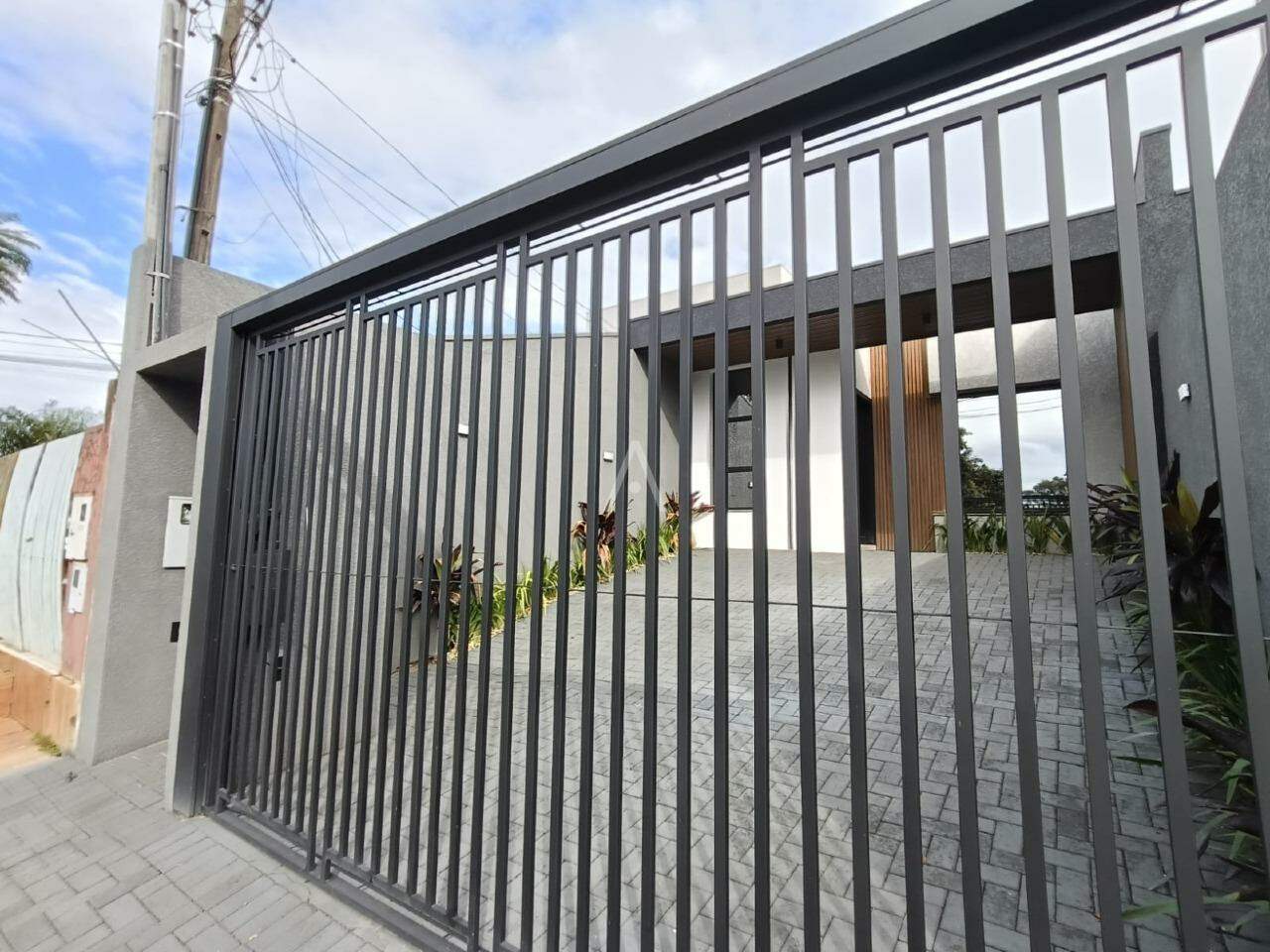 Casa Residencial para à venda no Bairro Pioneiros Catarinenses em CASCAVEL: