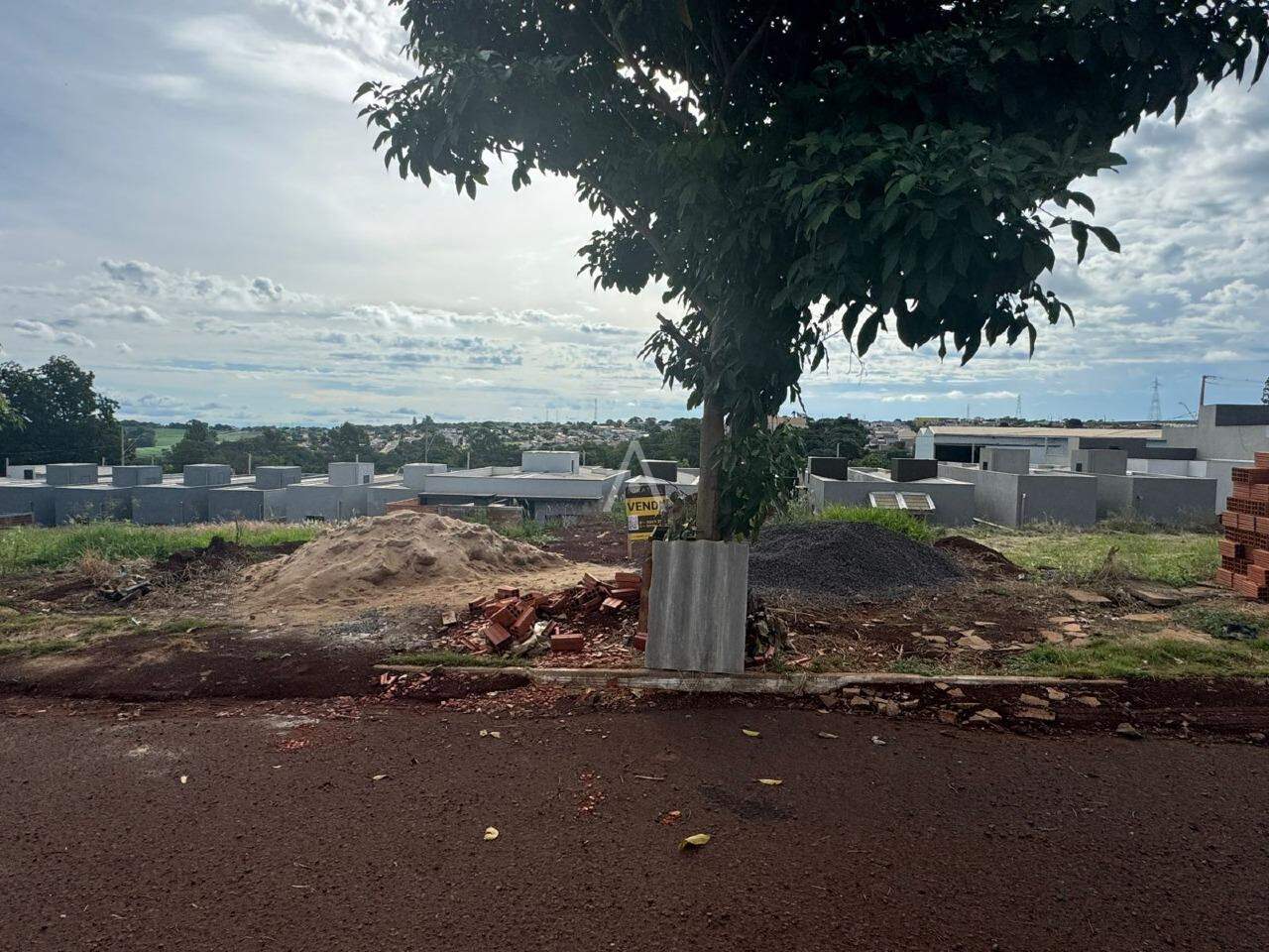 Terreno para à venda no Bairro ALTO ALEGRE em TOLEDO: 