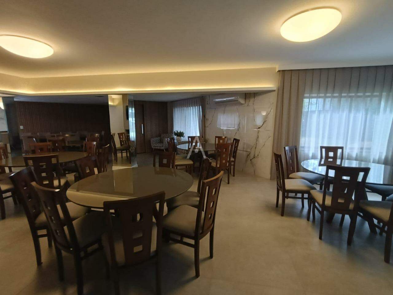 Apartamento para para aluguel no Bairro CENTRO em CASCAVEL: 