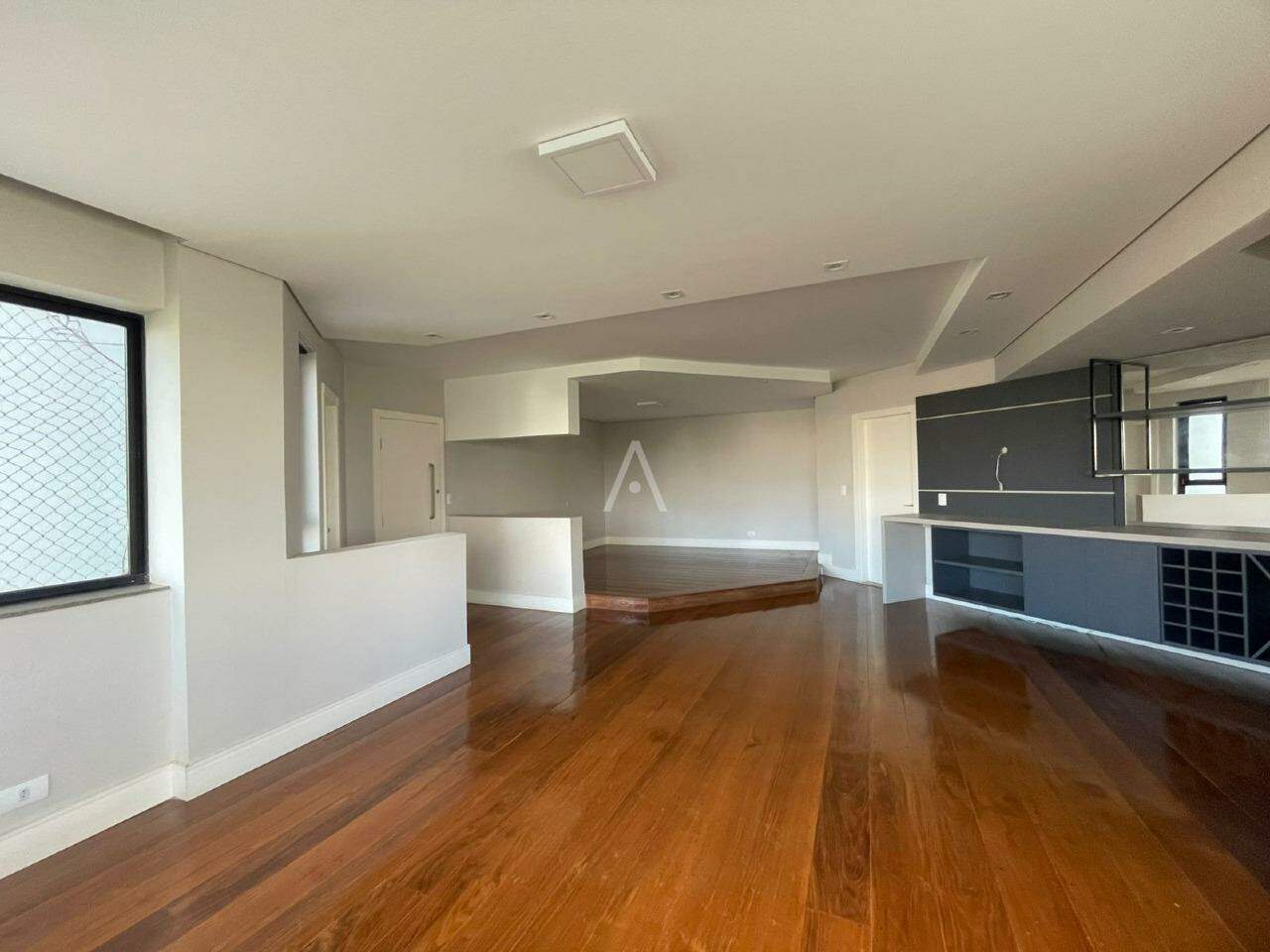 Apartamento para para aluguel no Bairro CENTRO em CASCAVEL: 