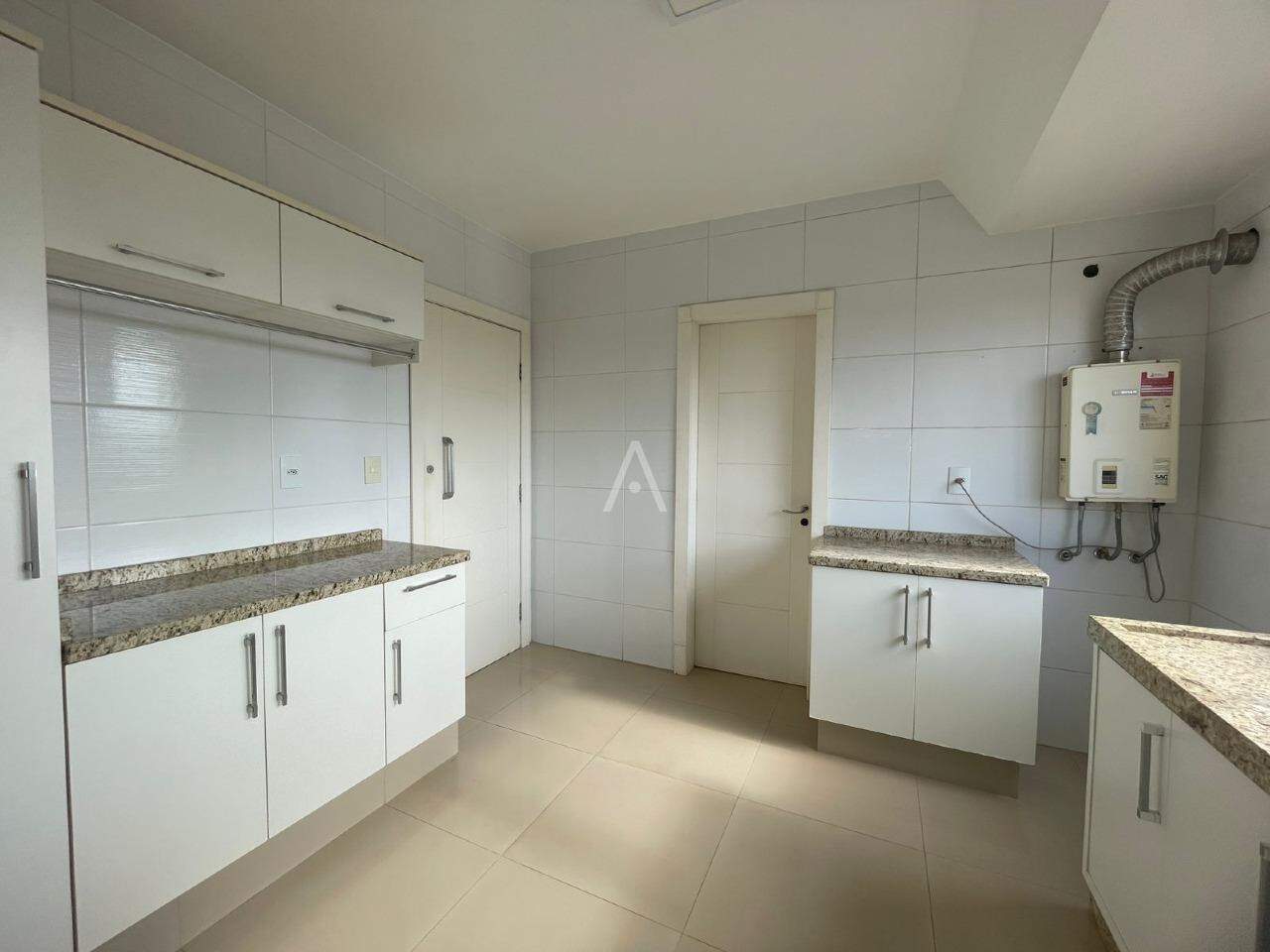 Apartamento para à venda no Bairro CENTRO em CASCAVEL: 
