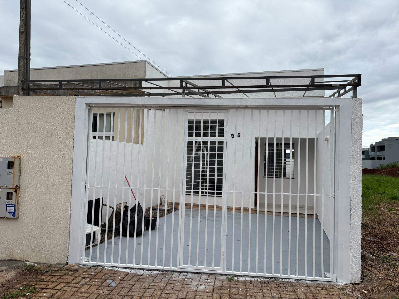 Casa Residencial para à venda no Bairro ESMERALDA em CASCAVEL: