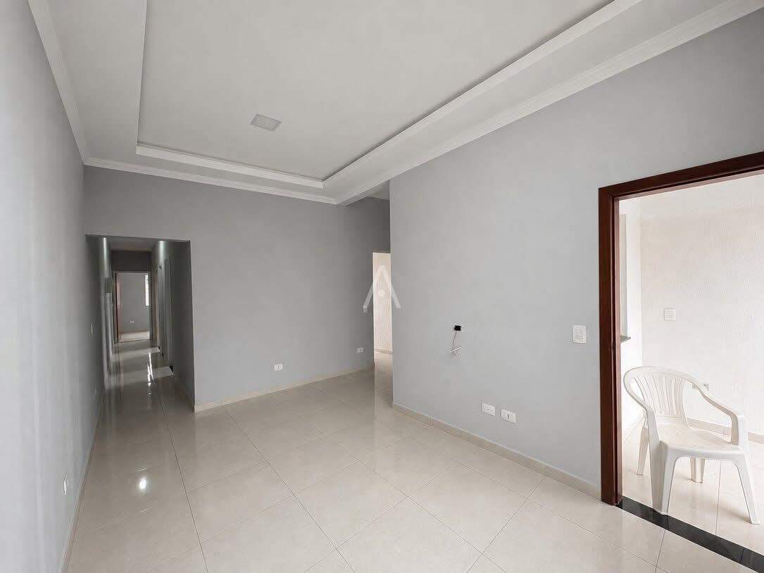 Casa Residencial para à venda no Bairro ESMERALDA em CASCAVEL: 