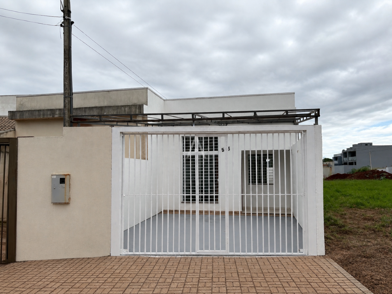 Casa Residencial para à venda no Bairro ESMERALDA em CASCAVEL: 