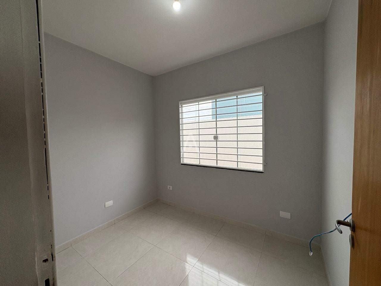 Casa Residencial para à venda no Bairro ESMERALDA em CASCAVEL: Dormitório 2