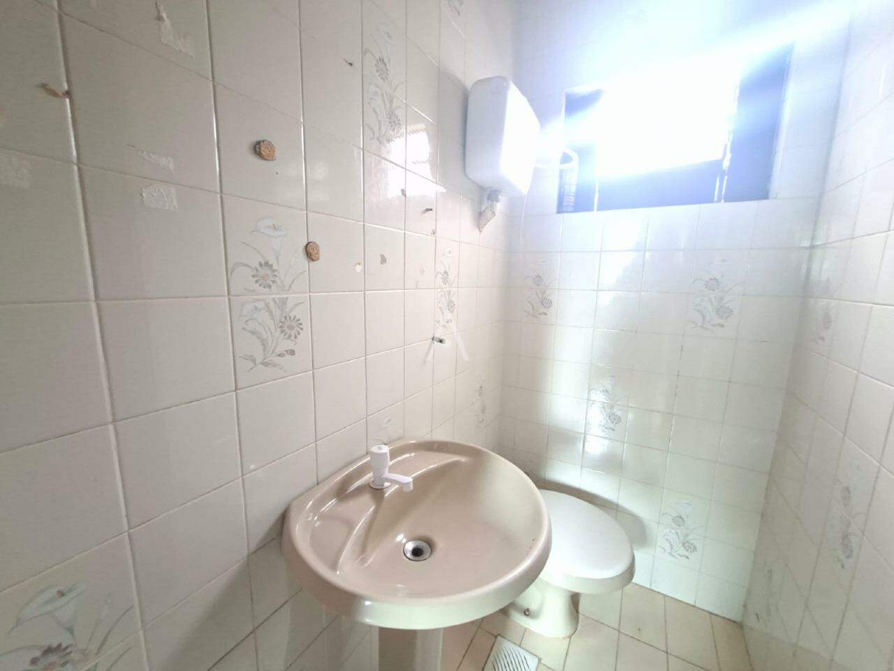Sala Comercial para para aluguel no Bairro CENTRO em CASCAVEL: 