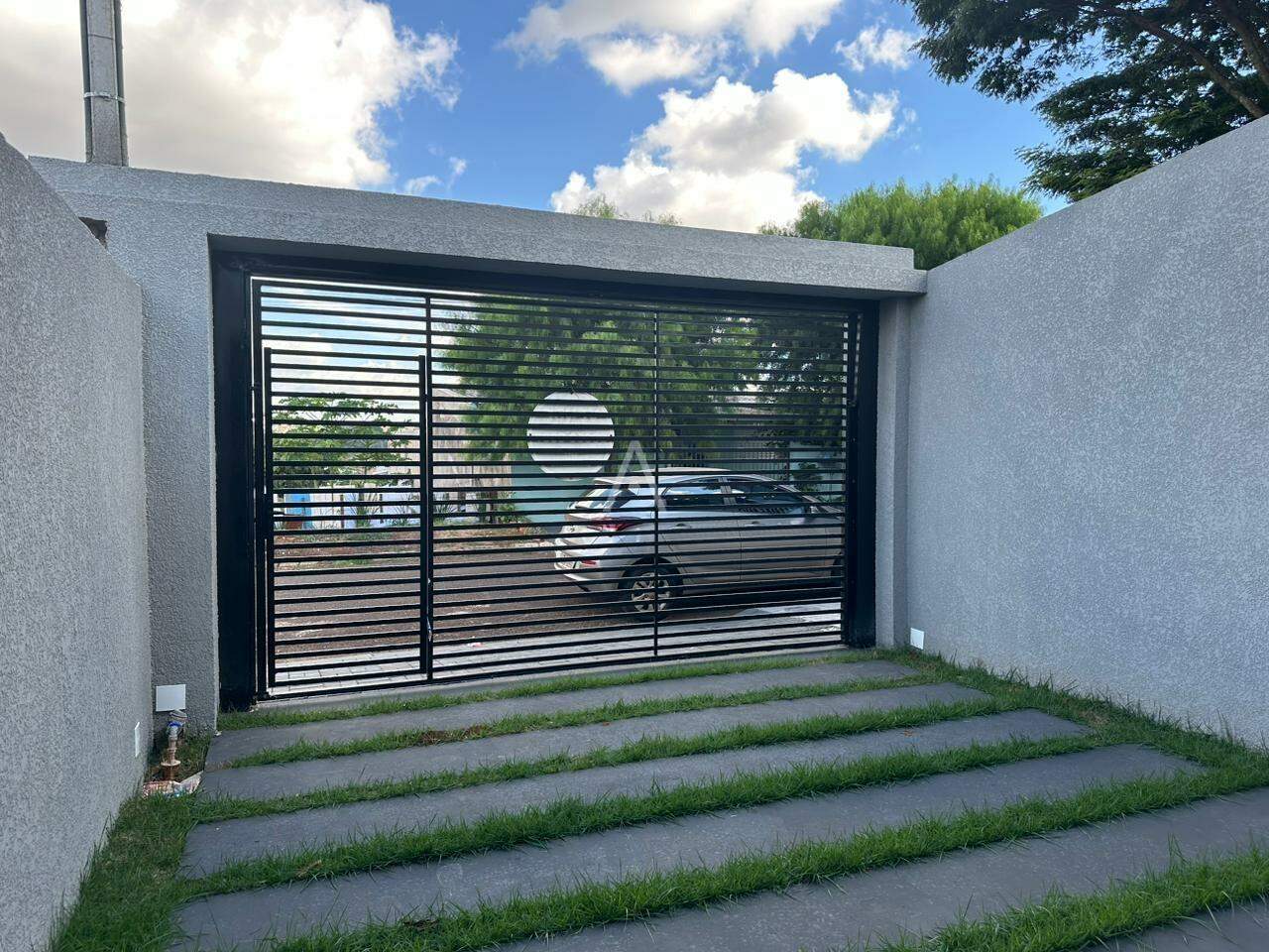 Sobrado para à venda no Bairro BRASILIA em CASCAVEL: 