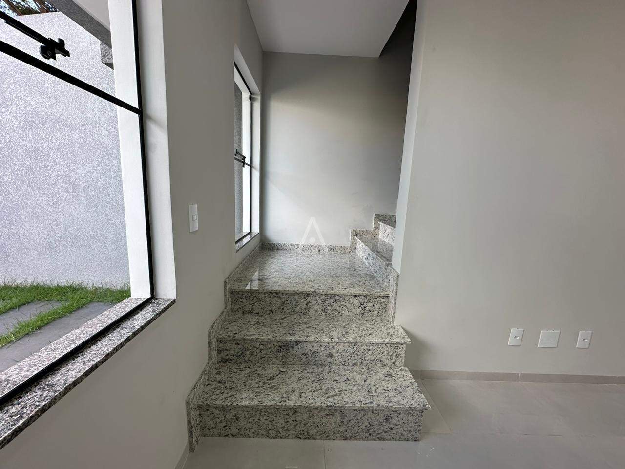 Sobrado para à venda no Bairro BRASILIA em CASCAVEL: 