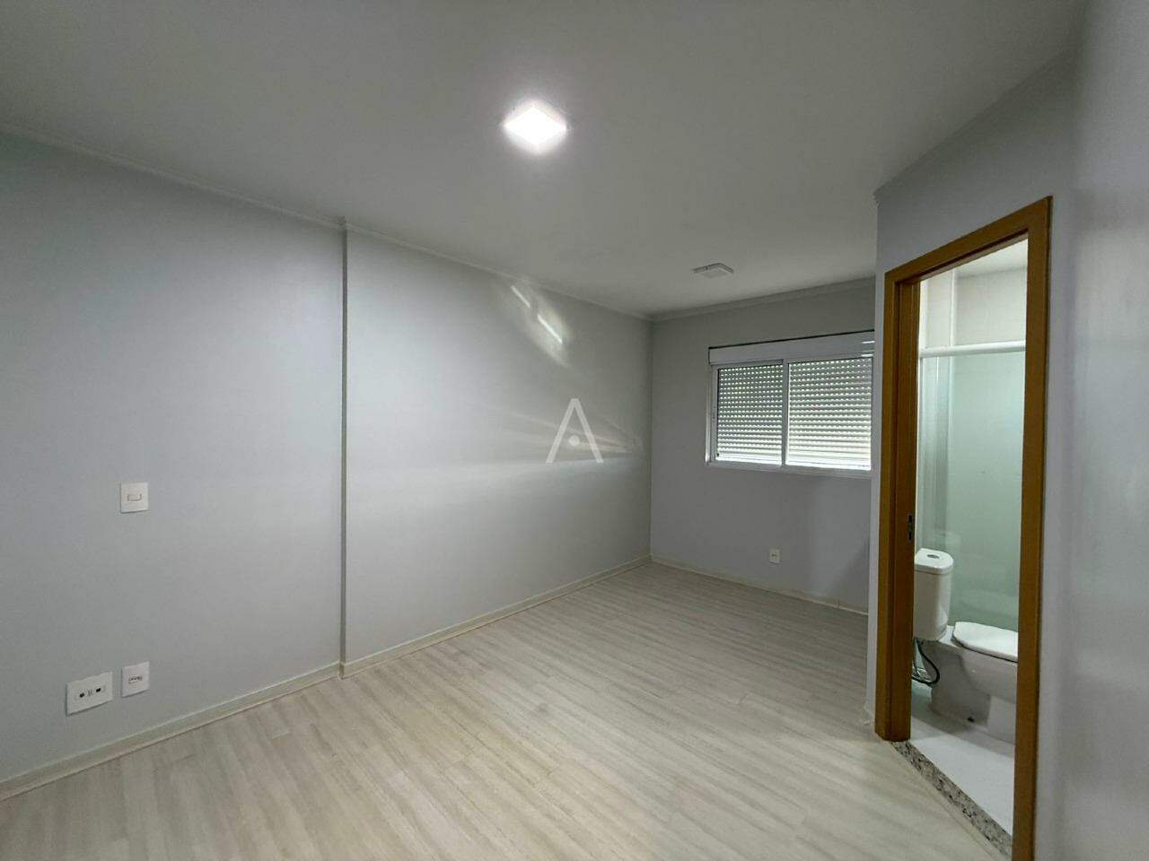 Apartamento para para aluguel no Bairro CENTRO em CASCAVEL: 