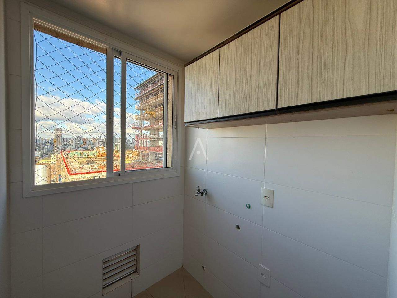 Apartamento para para aluguel no Bairro CENTRO em CASCAVEL: 