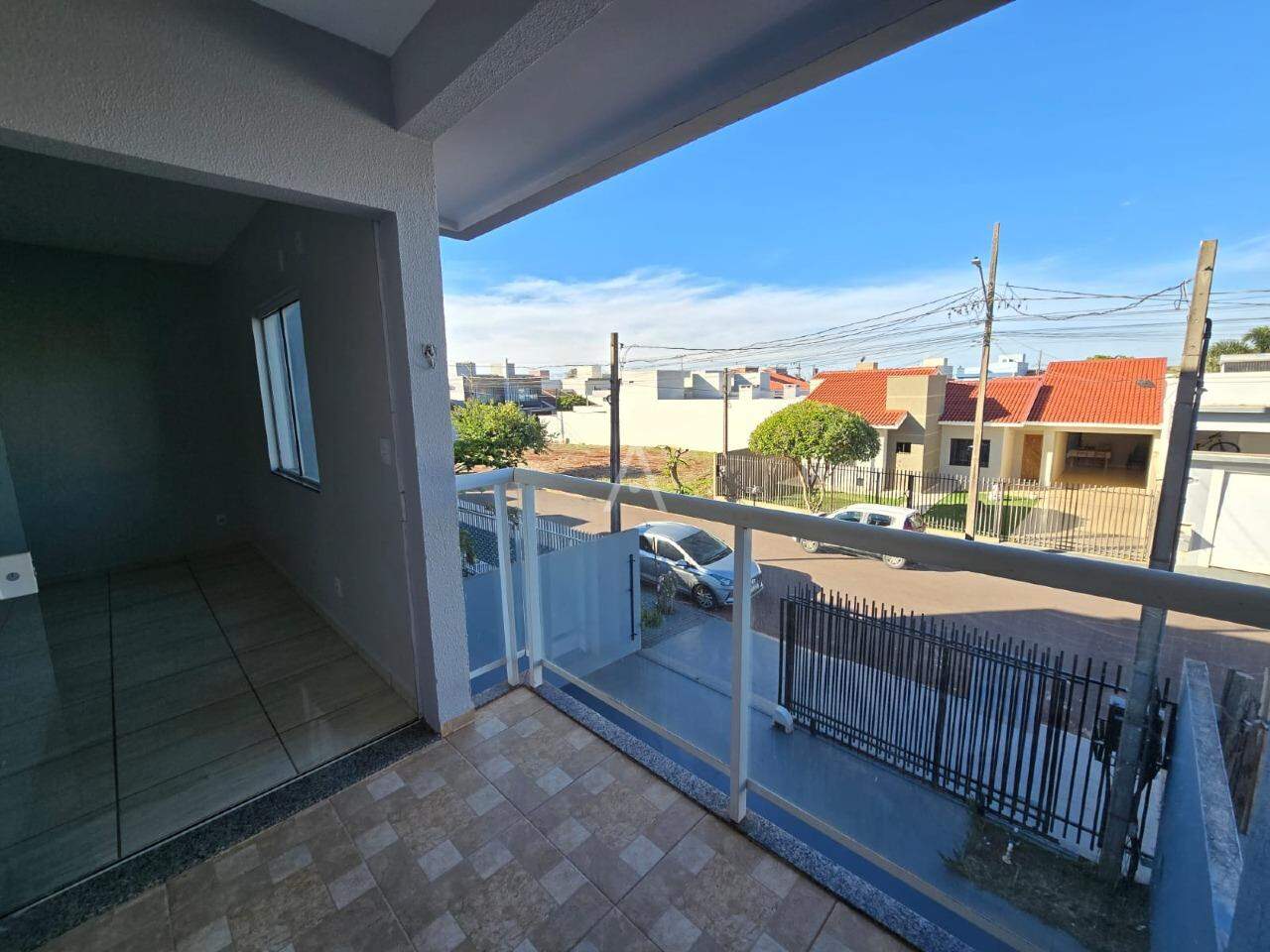 Sobrado para para aluguel no Bairro JARDIM GISELA em TOLEDO: